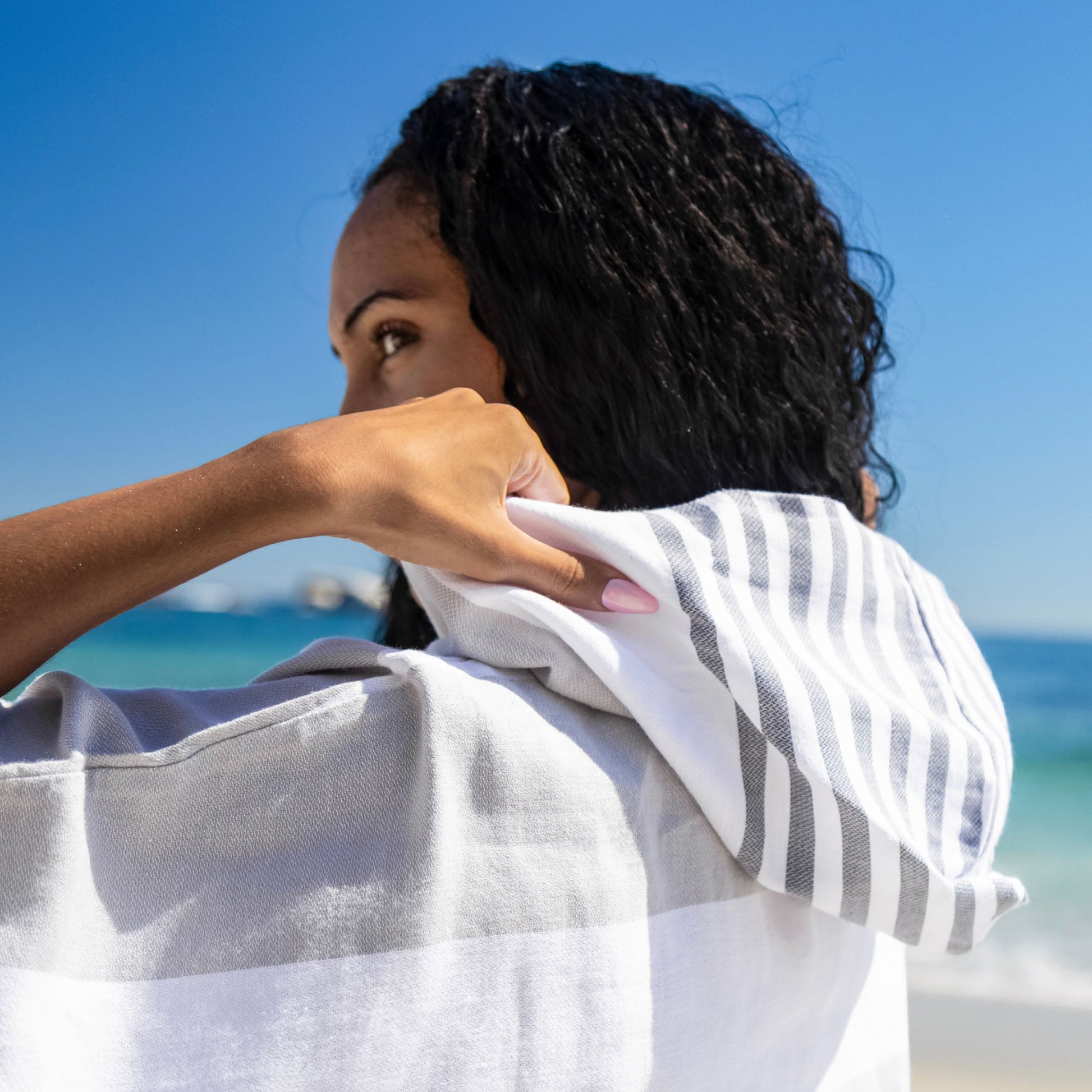 Towel Poncho P4 image 2