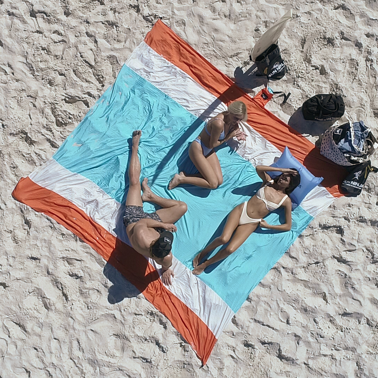 Beach Blanket I7 image 6