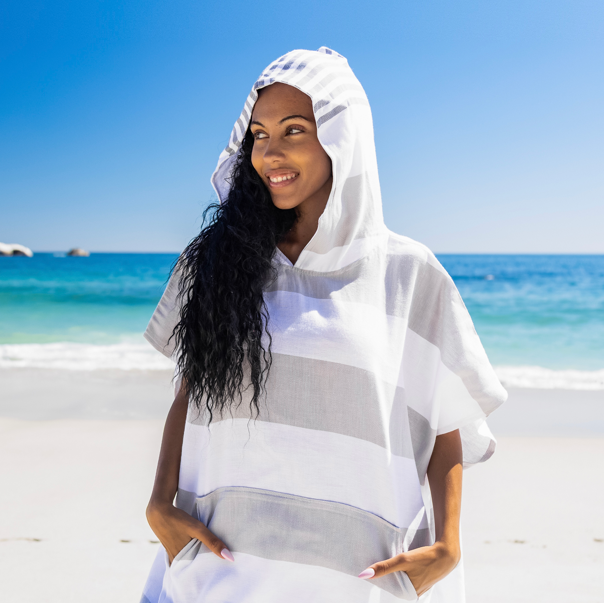 Towel Poncho P4 image 3