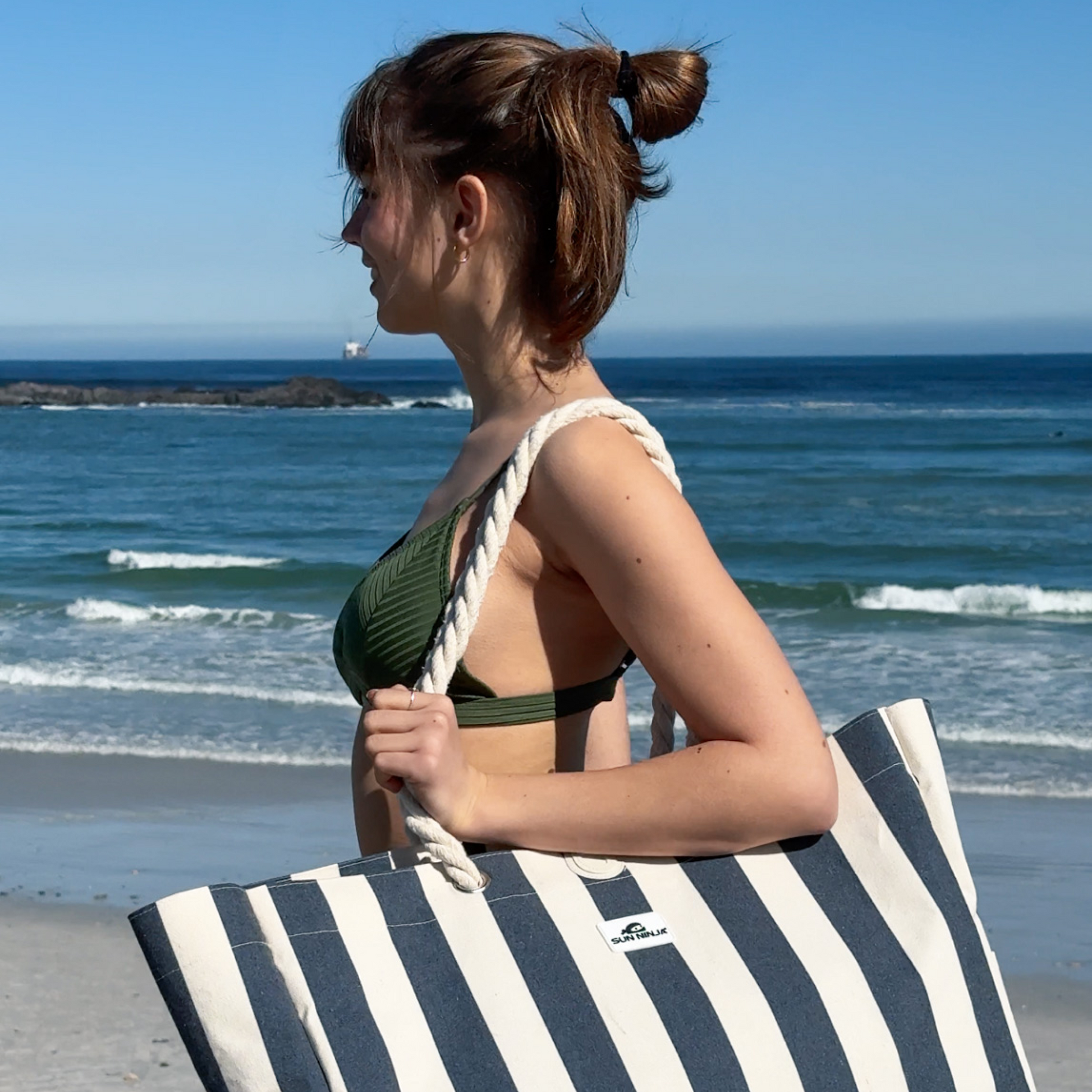 Canvas Tote A8 image 3
